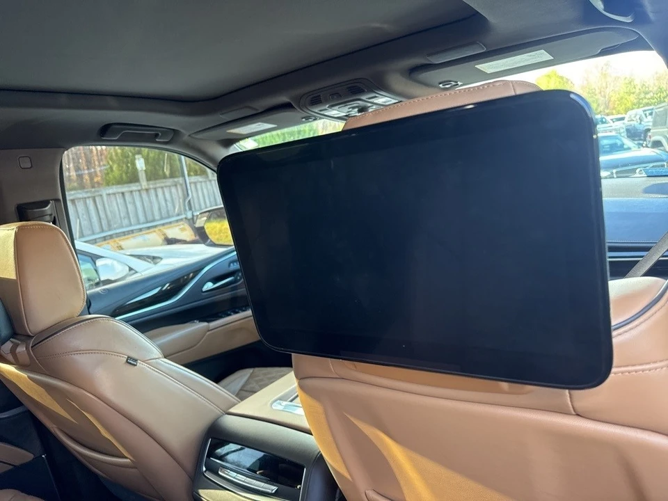 2021 Cadillac Escalade 5th Gen - Image 10 of 21