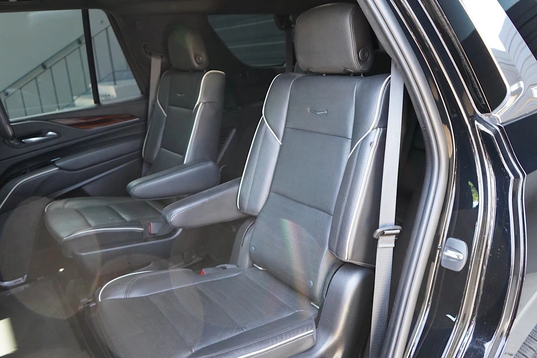 2021 Cadillac Escalade 5th Gen - Image 30 of 31