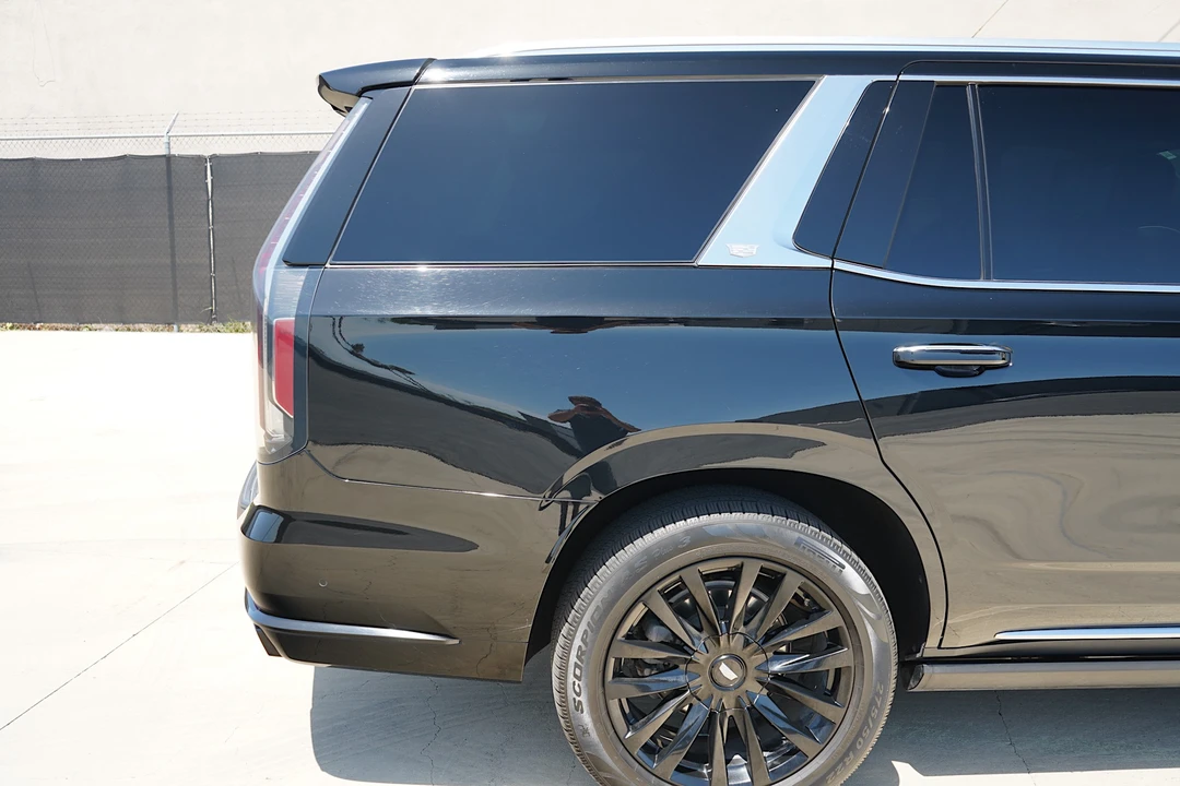 2021 Cadillac Escalade 5th Gen - Image 15 of 31