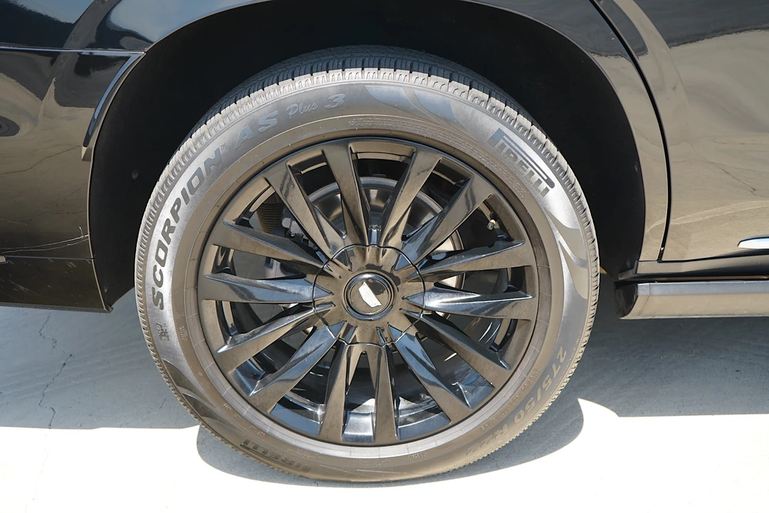 2021 Cadillac Escalade 5th Gen - Image 21 of 31