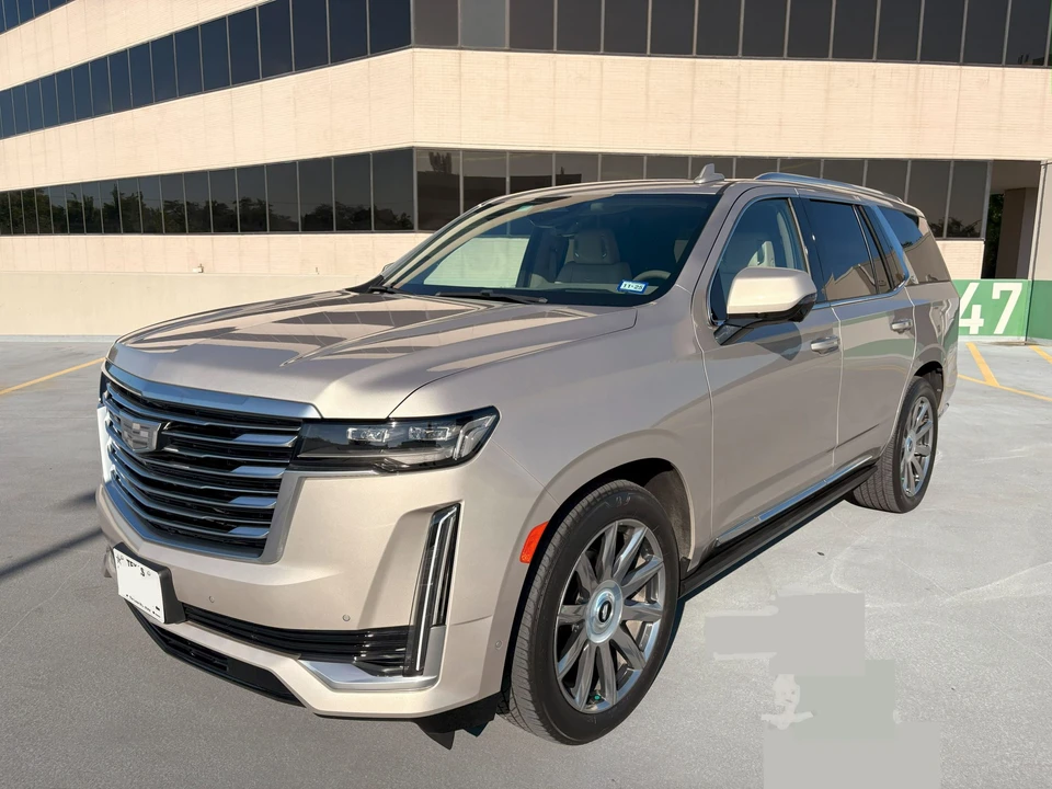 2021 Cadillac Escalade 5th Gen - Image 19 of 31