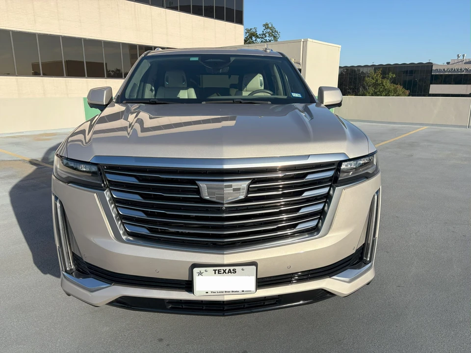 2021 Cadillac Escalade 5th Gen - Image 21 of 31