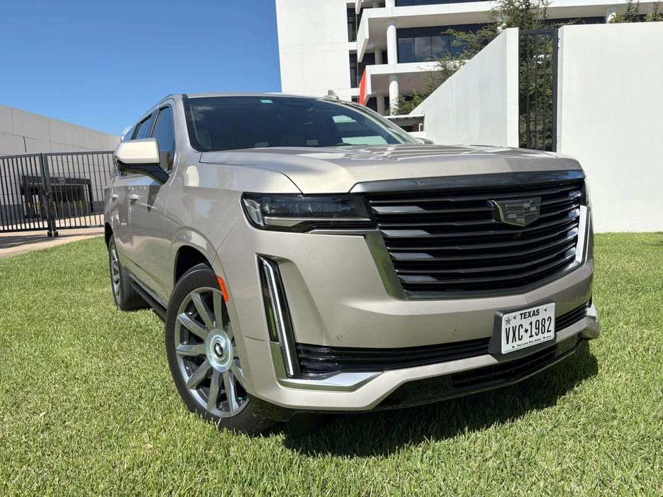 2021 Cadillac Escalade 5th Gen - Image 5 of 31