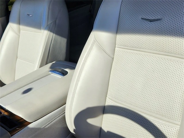 2021 Cadillac Escalade 5th Gen - Image 16 of 21