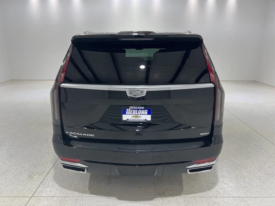 2021 Cadillac Escalade 5th Gen - Image 3 of 12