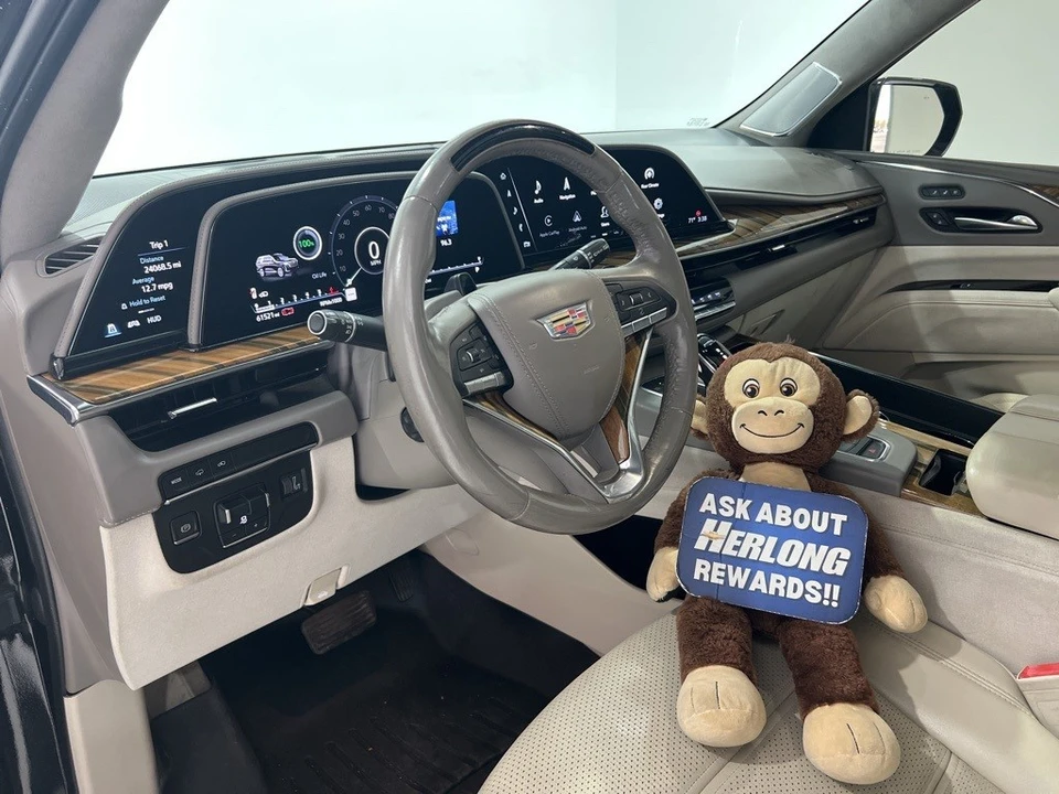 2021 Cadillac Escalade 5th Gen - Image 9 of 12