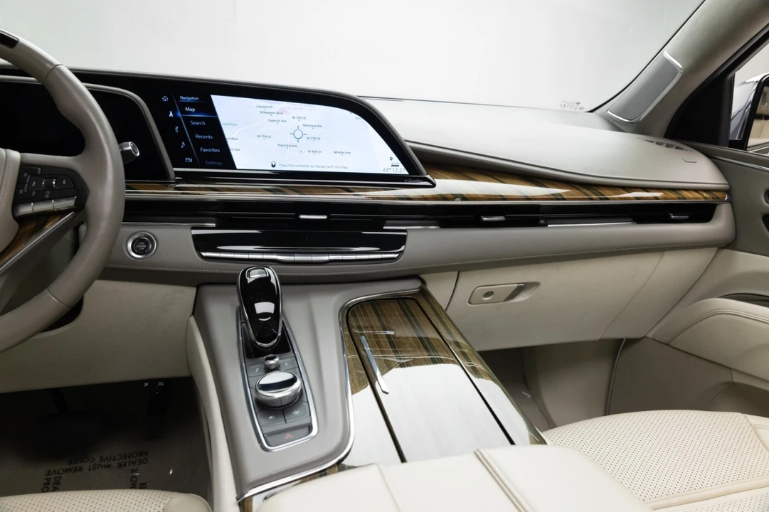 2021 Cadillac Escalade 5th Gen - Image 10 of 21