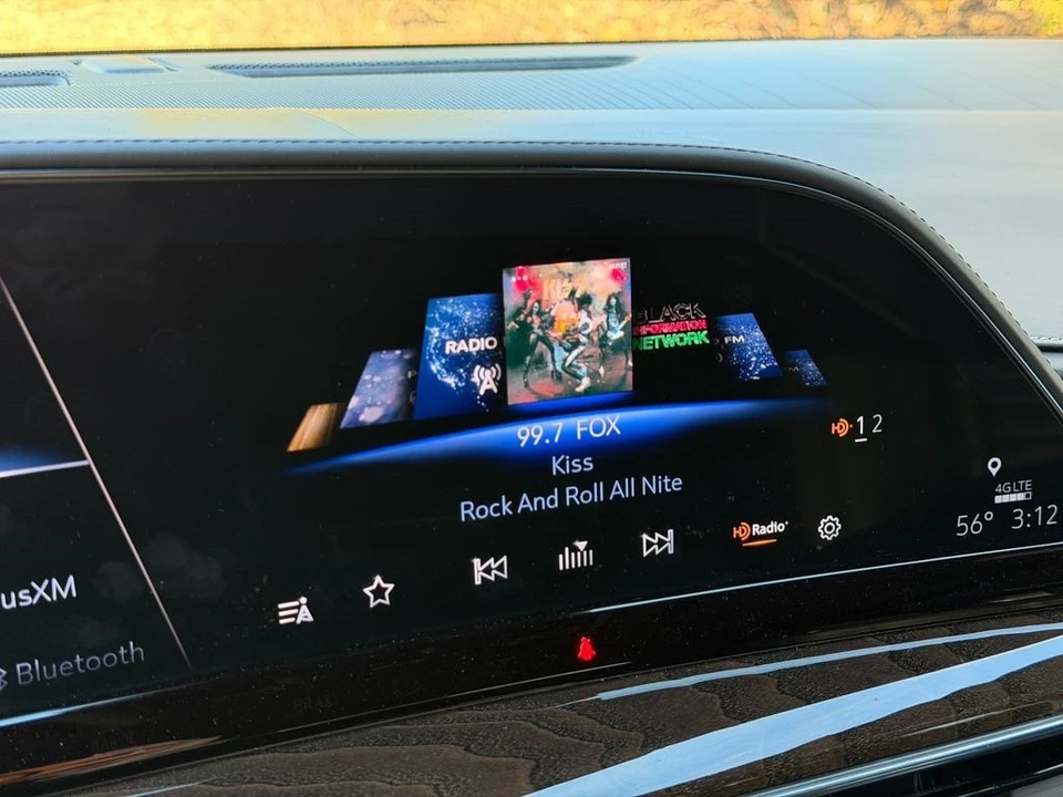 2021 Cadillac Escalade 5th Gen - Image 21 of 21