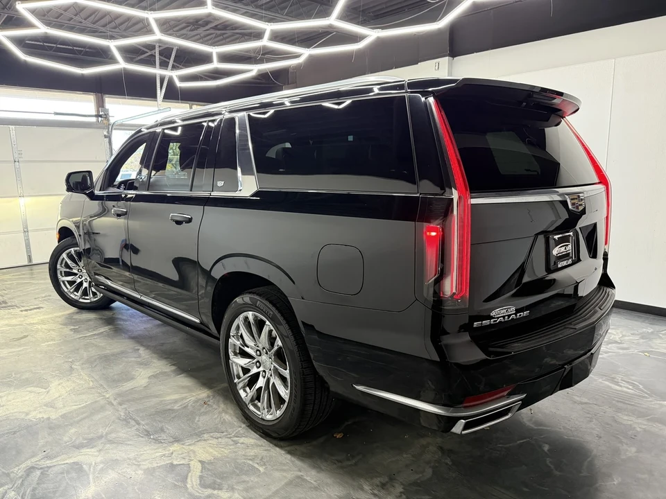 2021 Cadillac Escalade 5th Gen - Image 3 of 21