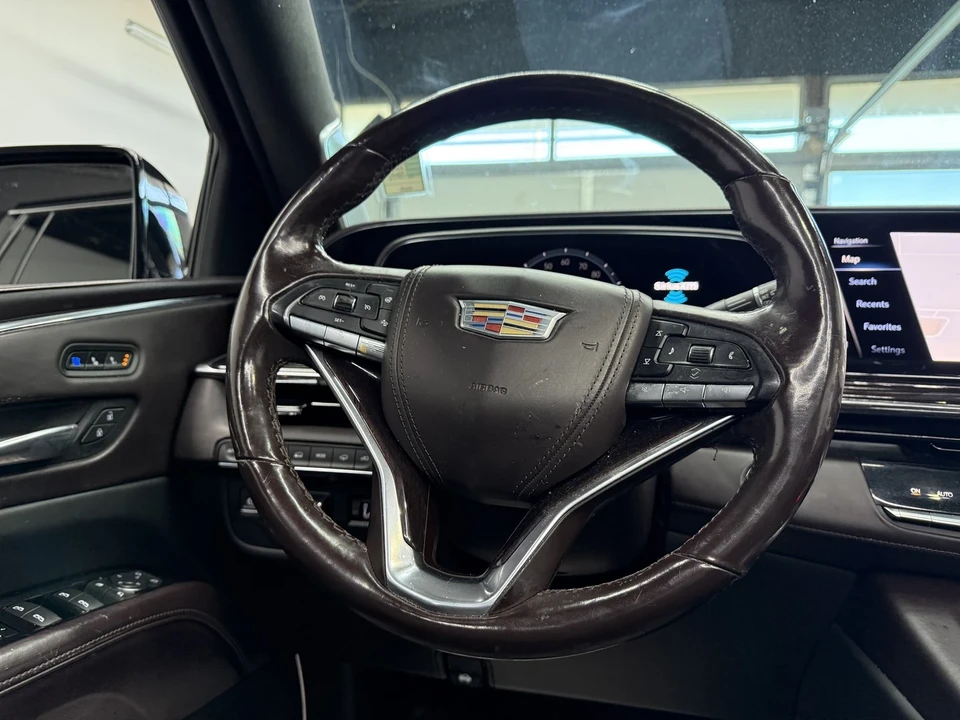 2021 Cadillac Escalade 5th Gen - Image 15 of 21