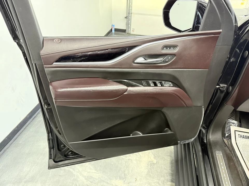 2021 Cadillac Escalade 5th Gen - Image 11 of 21
