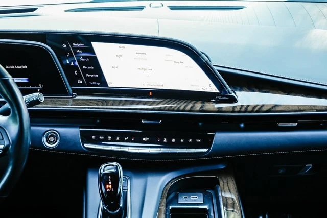 2021 Cadillac Escalade 5th Gen - Image 11 of 12