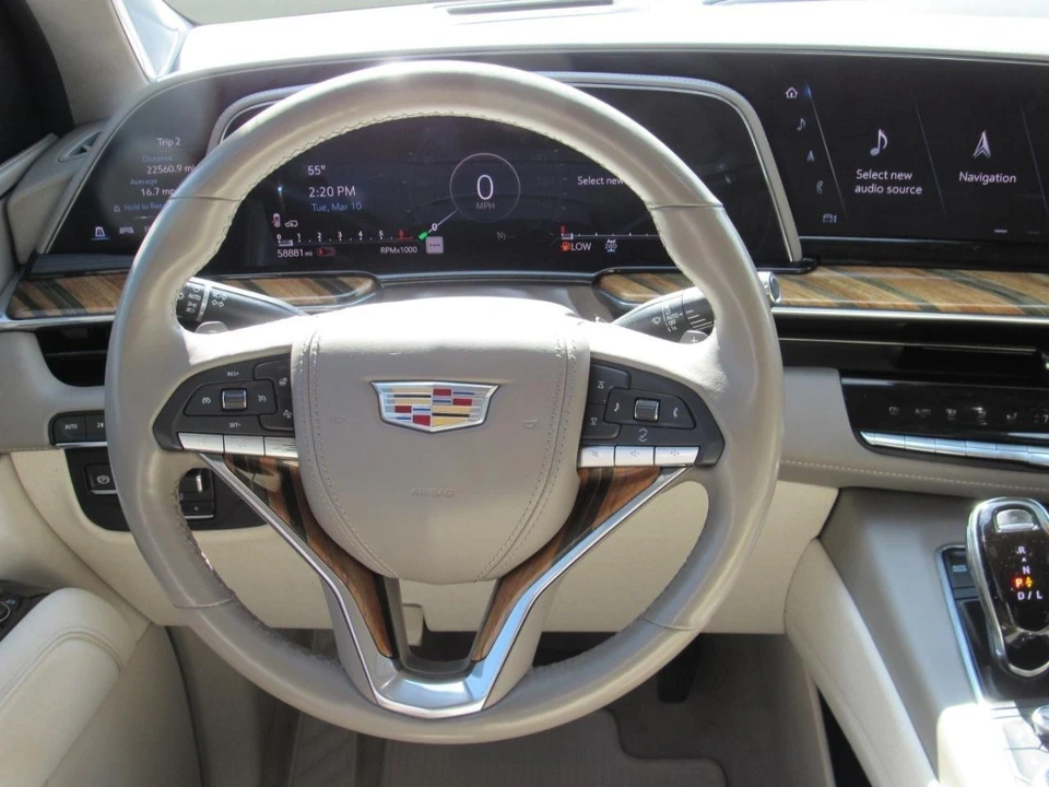 2021 Cadillac Escalade 5th Gen - Image 21 of 31