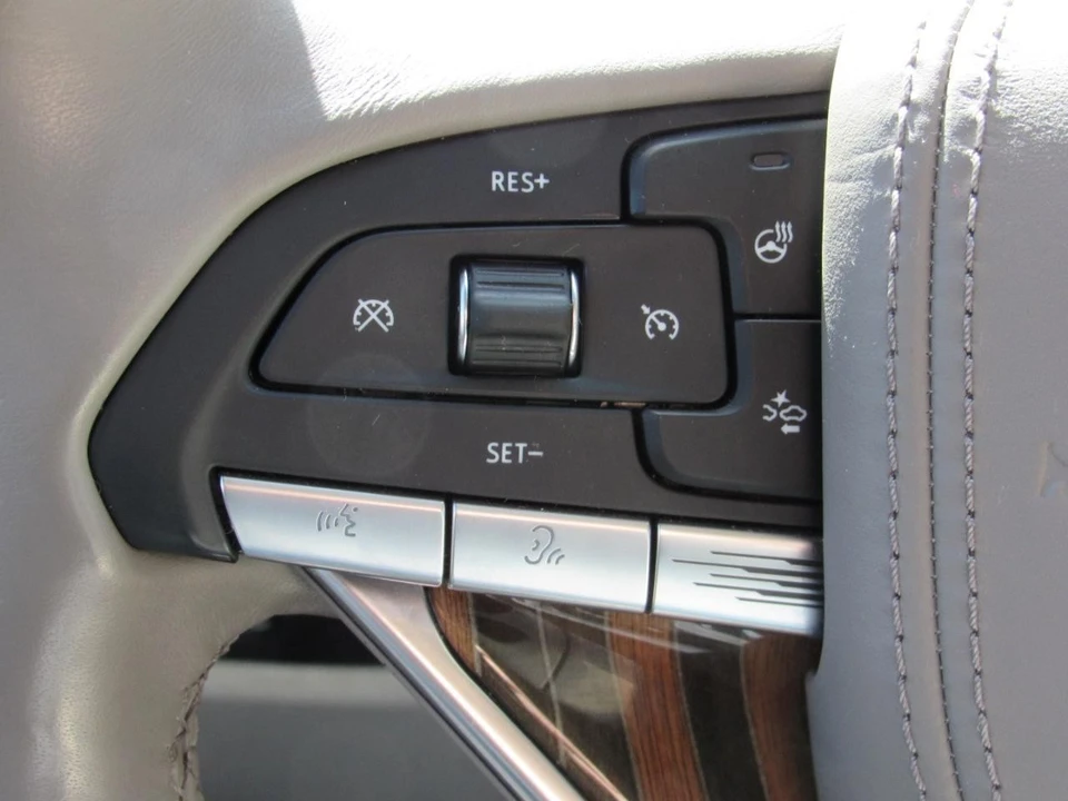 2021 Cadillac Escalade 5th Gen - Image 23 of 31