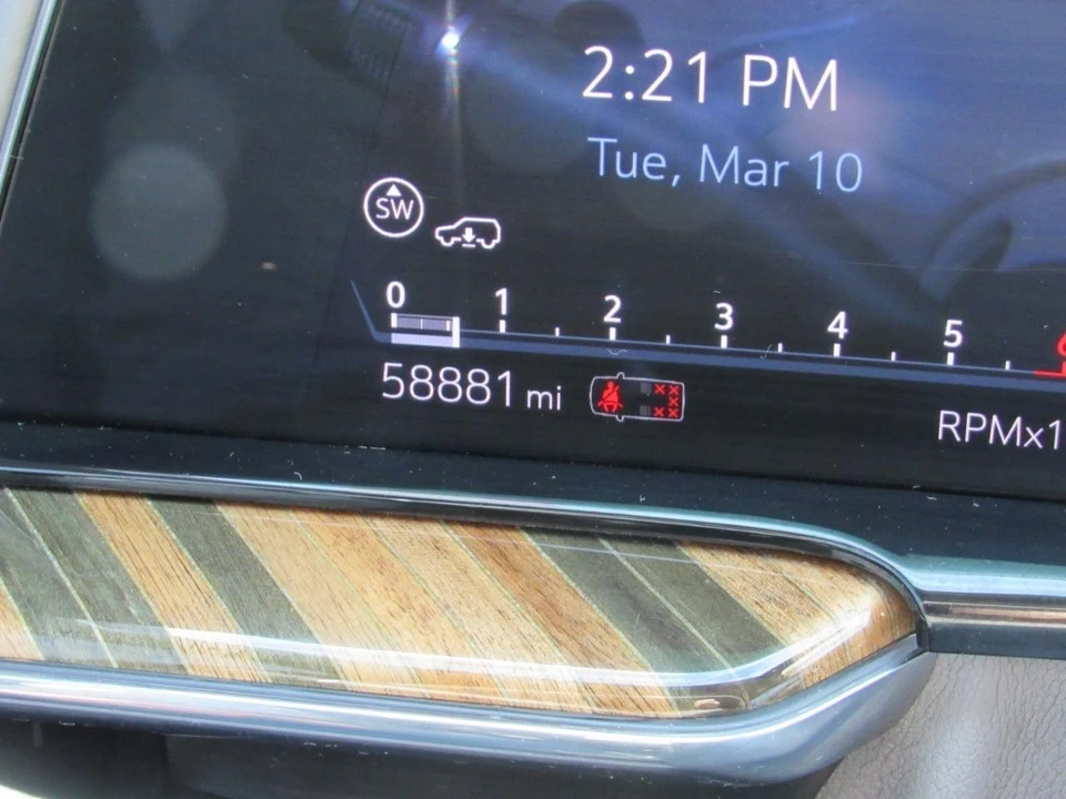 2021 Cadillac Escalade 5th Gen - Image 6 of 31
