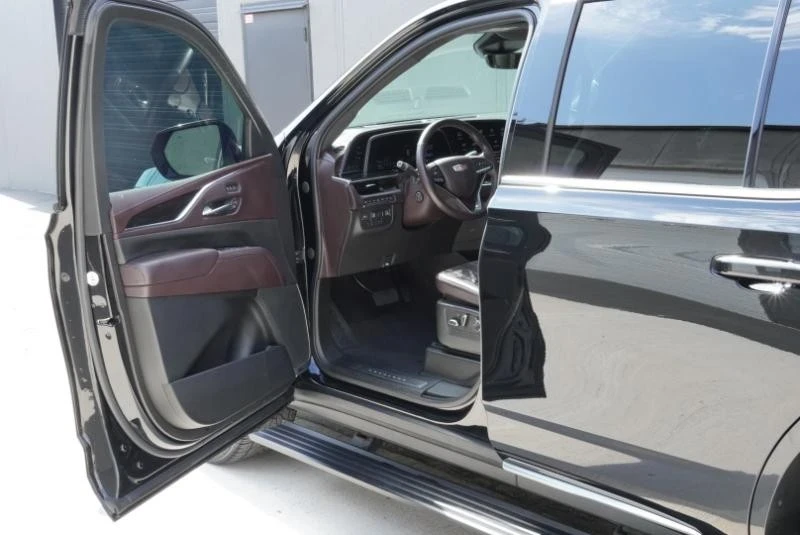 2021 Cadillac Escalade 5th Gen - Image 12 of 21
