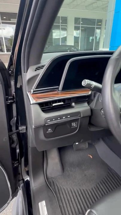 2021 Cadillac Escalade 5th Gen - Image 10 of 10