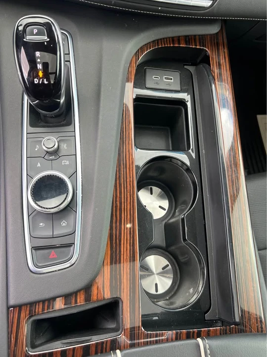 2021 Cadillac Escalade 5th Gen - Image 6 of 10