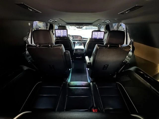 2021 Cadillac Escalade 5th Gen - Image 9 of 21