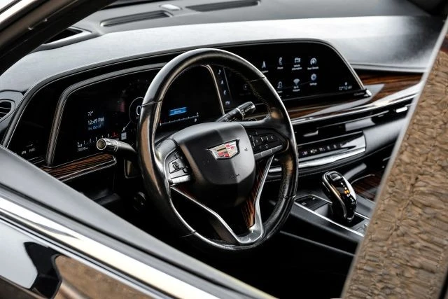 2021 Cadillac Escalade 5th Gen - Image 20 of 21
