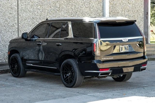 2021 Cadillac Escalade 5th Gen - Image 13 of 21