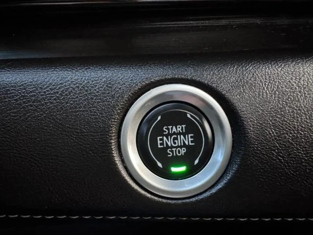 2021 Cadillac Escalade 5th Gen - Image 16 of 21