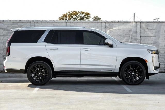 2021 Cadillac Escalade 5th Gen - Image 9 of 21