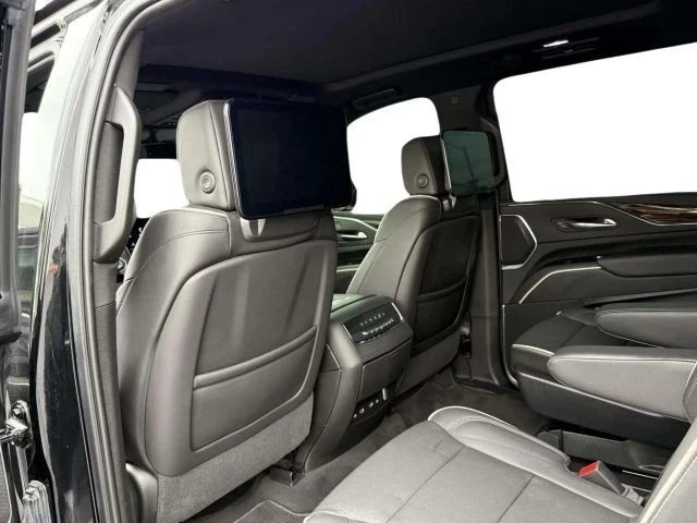 2021 Cadillac Escalade 5th Gen - Image 17 of 21