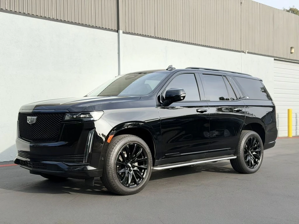 2021 Cadillac Escalade 5th Gen - Image 11 of 21