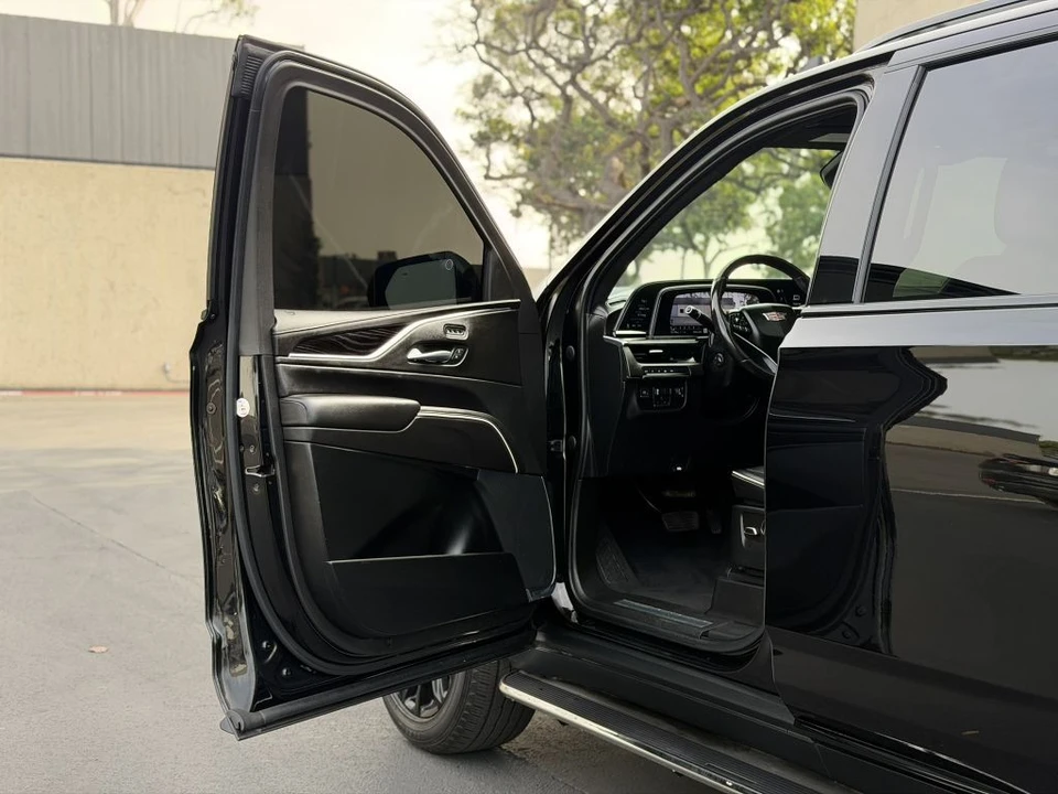 2021 Cadillac Escalade 5th Gen - Image 12 of 21