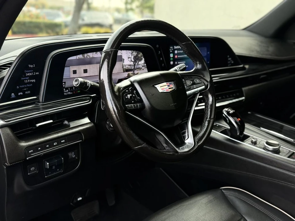 2021 Cadillac Escalade 5th Gen - Image 16 of 21