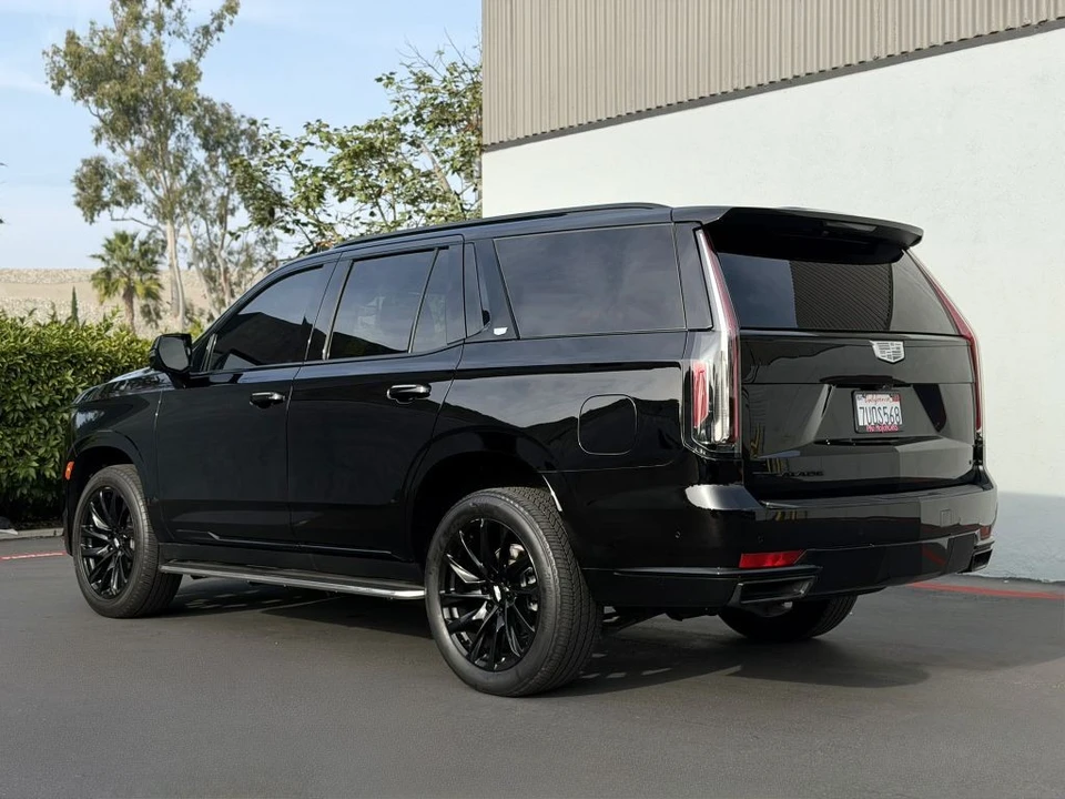2021 Cadillac Escalade 5th Gen - Image 8 of 21
