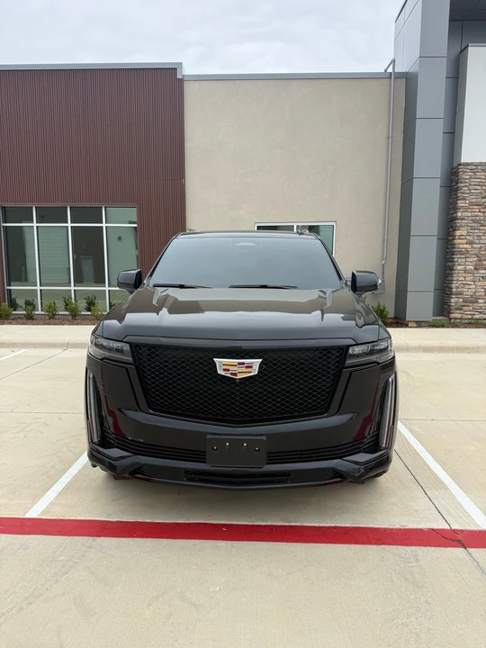 2021 Cadillac Escalade 5th Gen - Image 2 of 11
