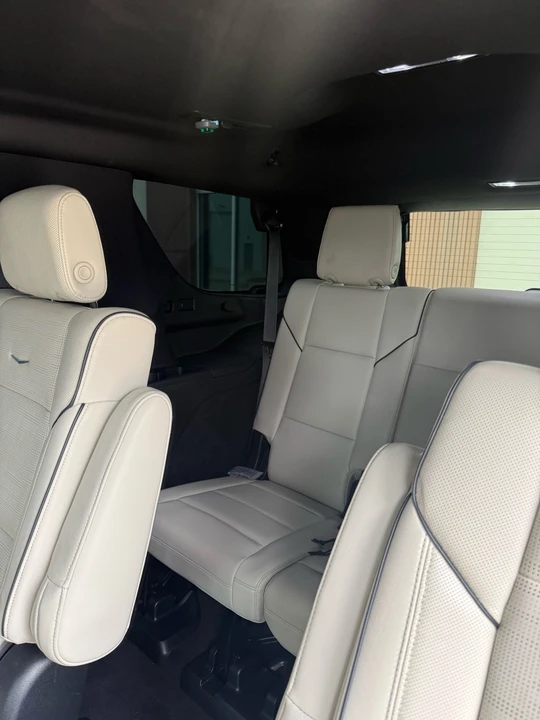 2021 Cadillac Escalade 5th Gen - Image 9 of 11
