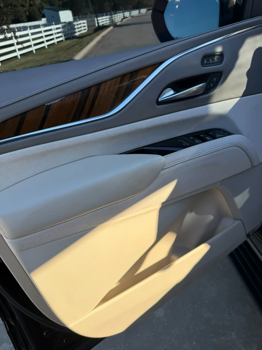 2021 Cadillac Escalade 5th Gen - Image 13 of 20