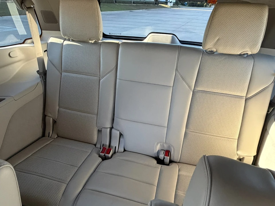 2021 Cadillac Escalade 5th Gen - Image 19 of 20
