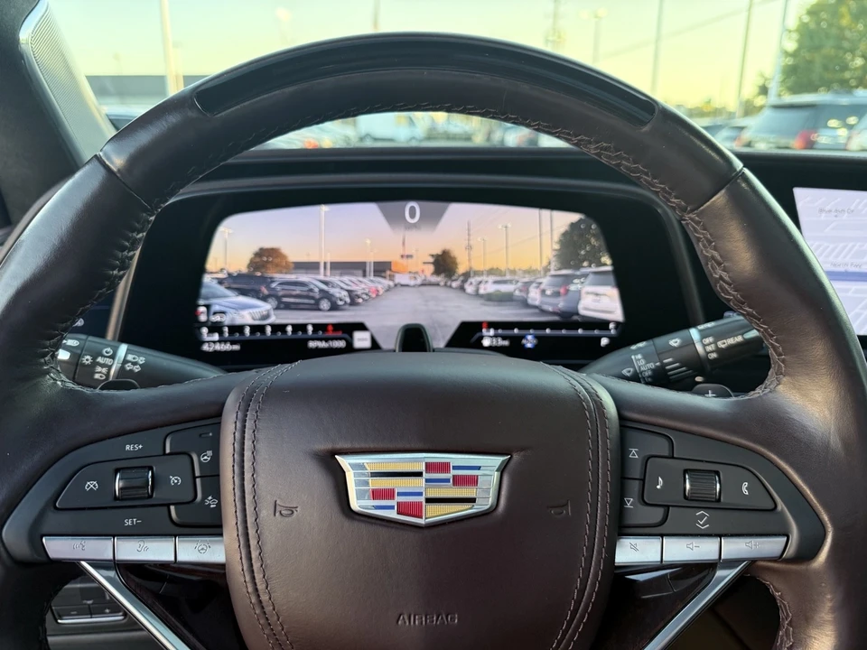 2021 Cadillac Escalade 5th Gen - Image 17 of 21