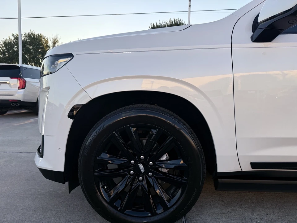 2021 Cadillac Escalade 5th Gen - Image 12 of 21