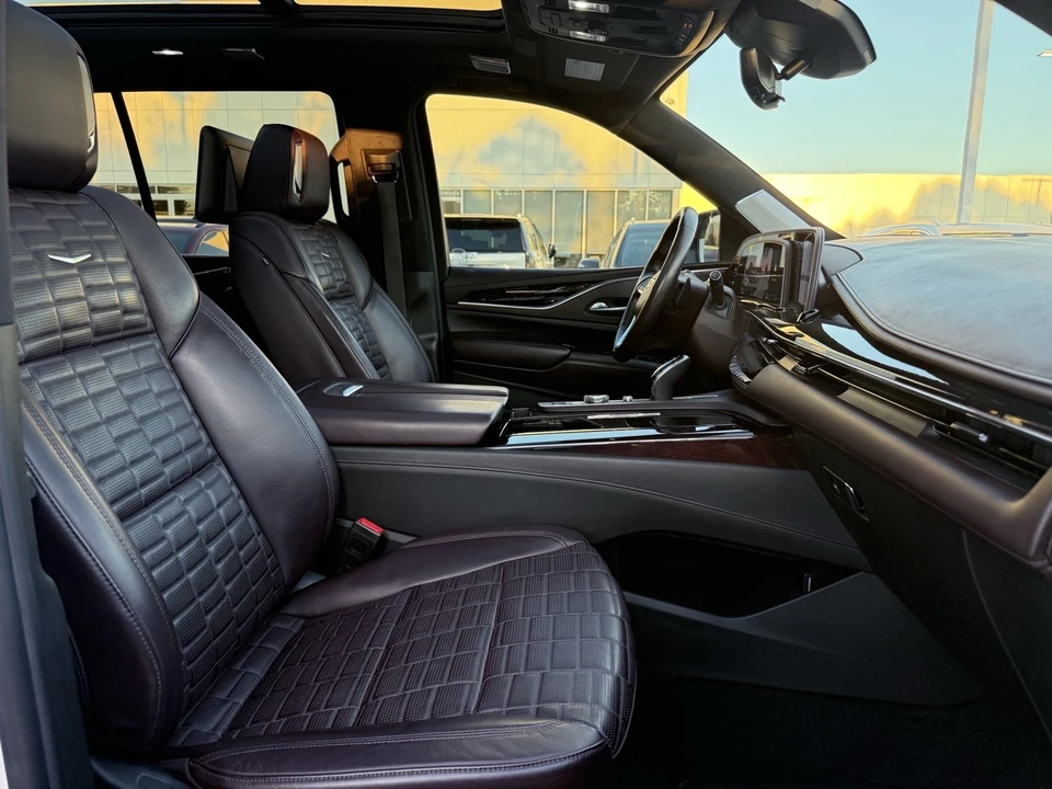2021 Cadillac Escalade 5th Gen - Image 21 of 21