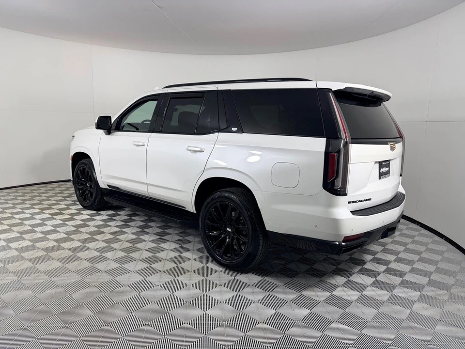 2021 Cadillac Escalade 5th Gen - Image 9 of 12