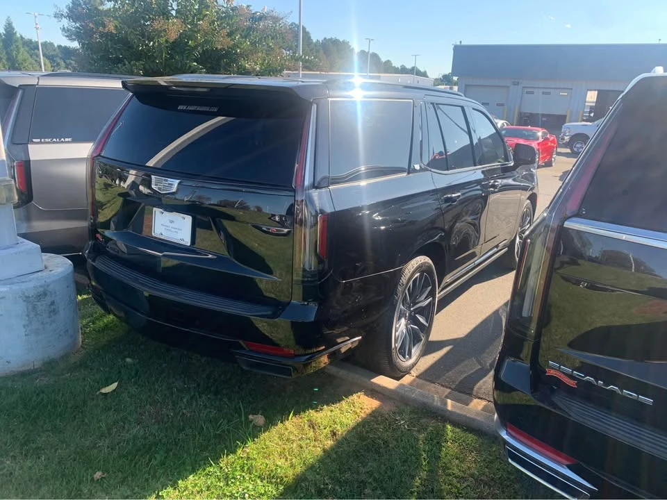 2021 Cadillac Escalade 5th Gen - Image 5 of 5