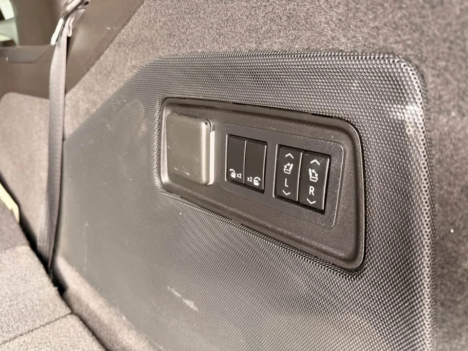 2021 Cadillac Escalade 5th Gen - Image 6 of 10