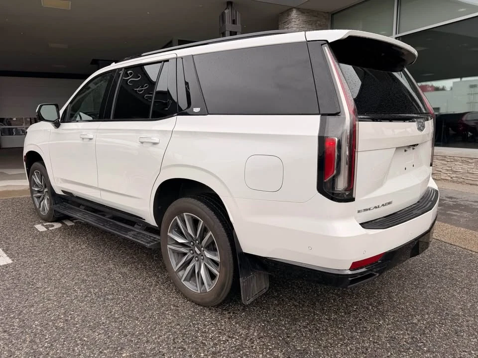 2021 Cadillac Escalade 5th Gen - Image 3 of 10