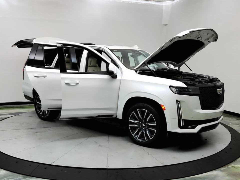 2021 Cadillac Escalade 5th Gen - Image 10 of 21