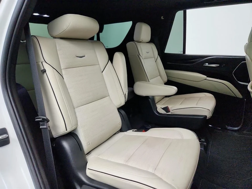 2021 Cadillac Escalade 5th Gen - Image 21 of 21