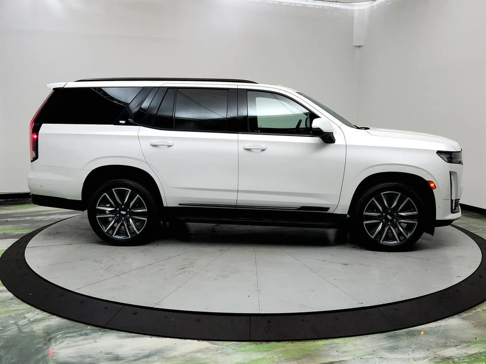 2021 Cadillac Escalade 5th Gen - Image 4 of 21