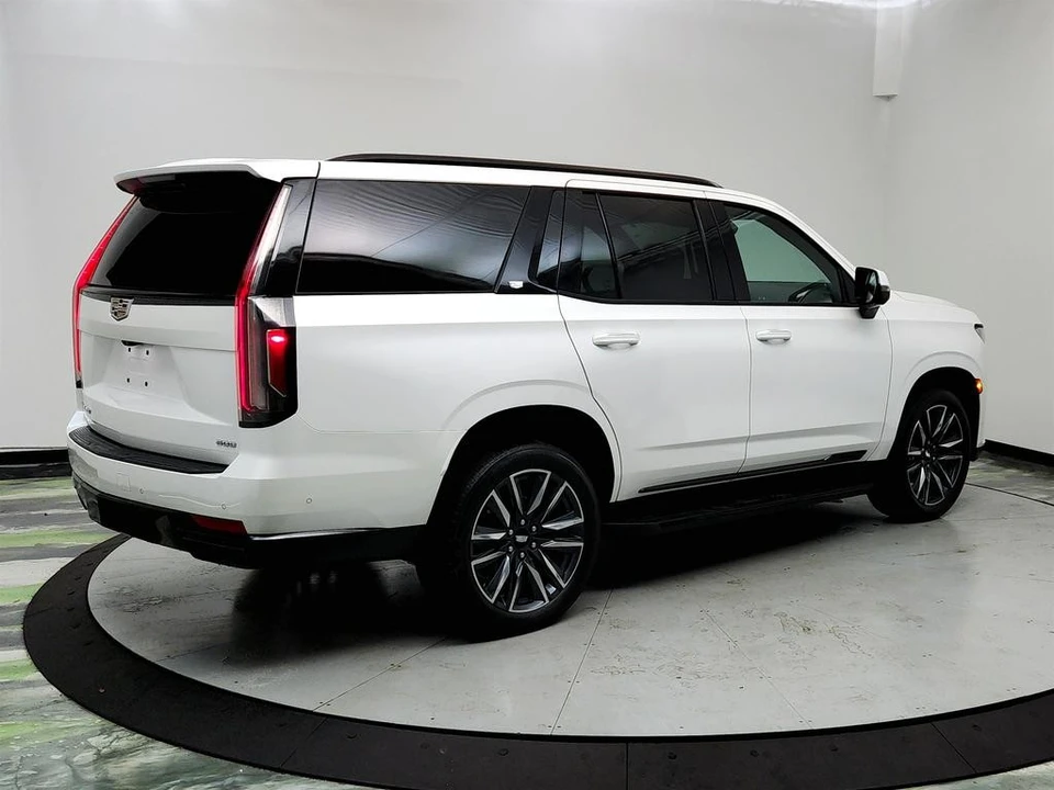 2021 Cadillac Escalade 5th Gen - Image 5 of 12