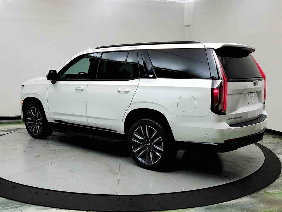 2021 Cadillac Escalade 5th Gen - Image 7 of 12
