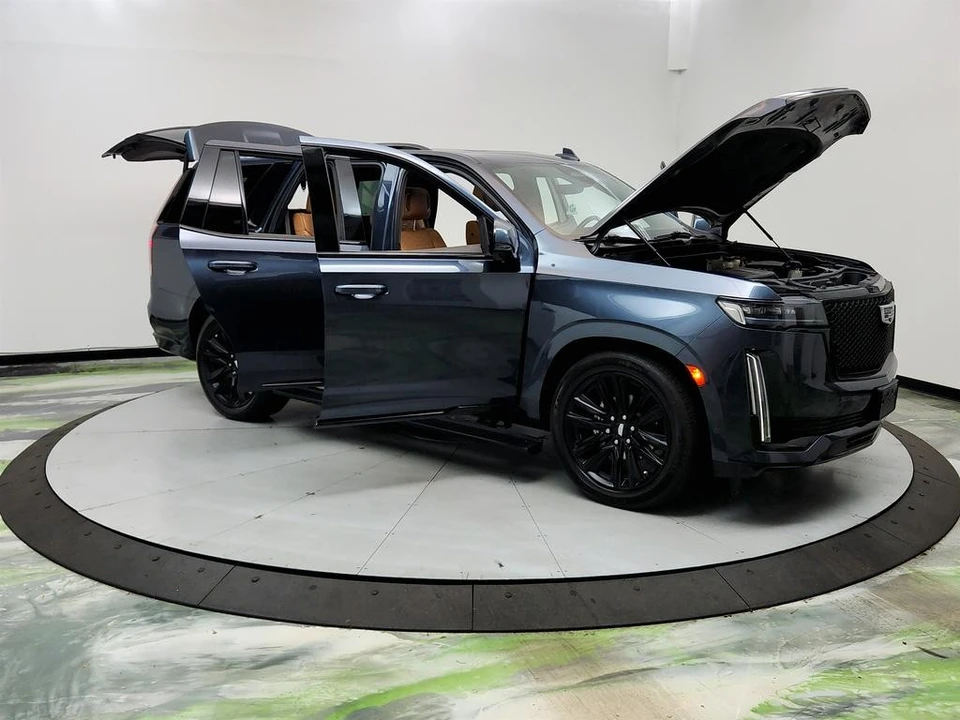2021 Cadillac Escalade 5th Gen - Image 10 of 12