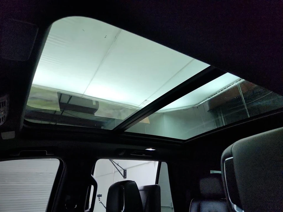 2021 Cadillac Escalade 5th Gen - Image 10 of 12